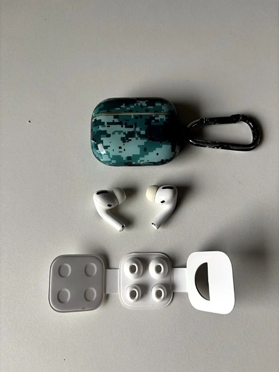 AirPods Pro 2ª geração com capa e borrachinhas extras - Foto 5