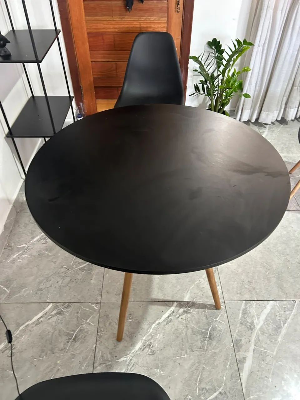 Conjunto mesa e cadeiras  - Foto 3