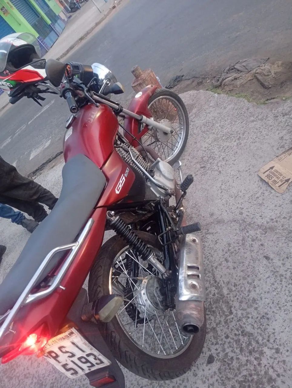 Vendo moto GS 120 chama no WhatsApp * - Foto 2