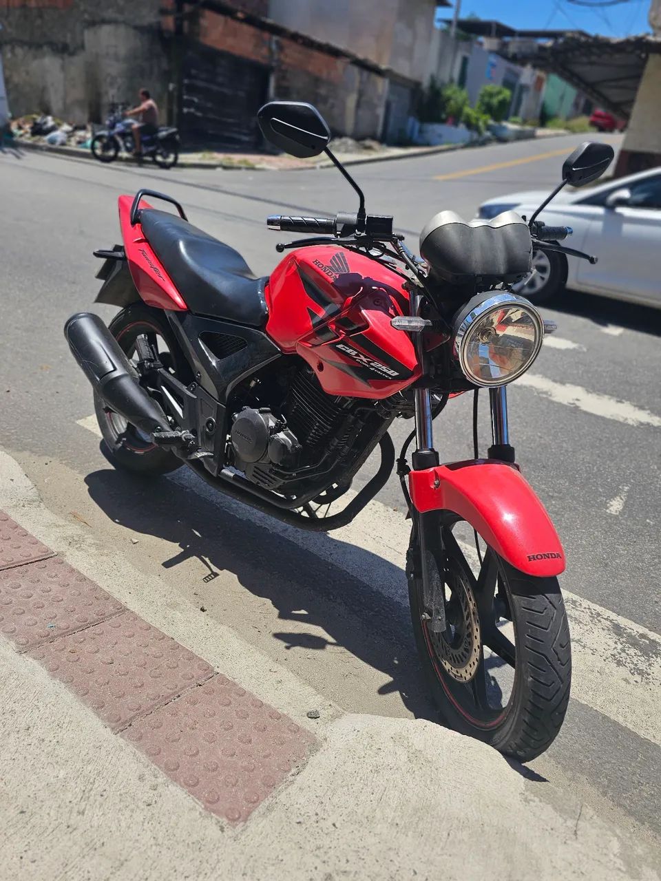 CBX 250 2008 - Foto 4