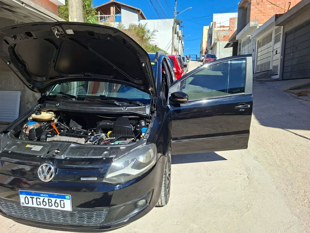 Volkswagen Fox Fox BlueMotion 1.6 Mi Total Flex 5p. 2013