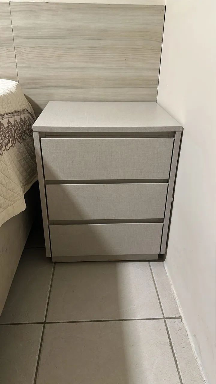 2 mesas de cabeceira  - Foto 2