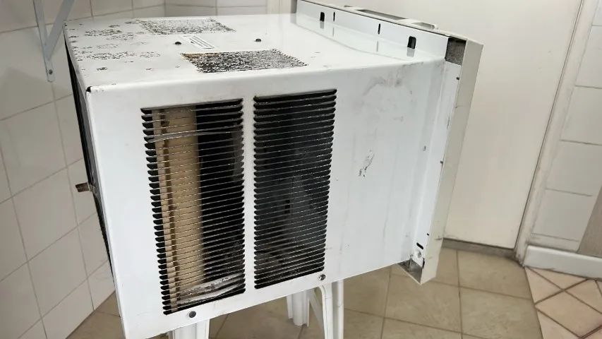 Ar Condicionado Springer - 7500 BTU - Usado - Foto 4