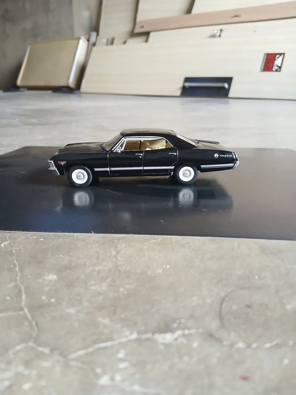 Carro Impala 67 miniatura (Supernatural) - Foto 2