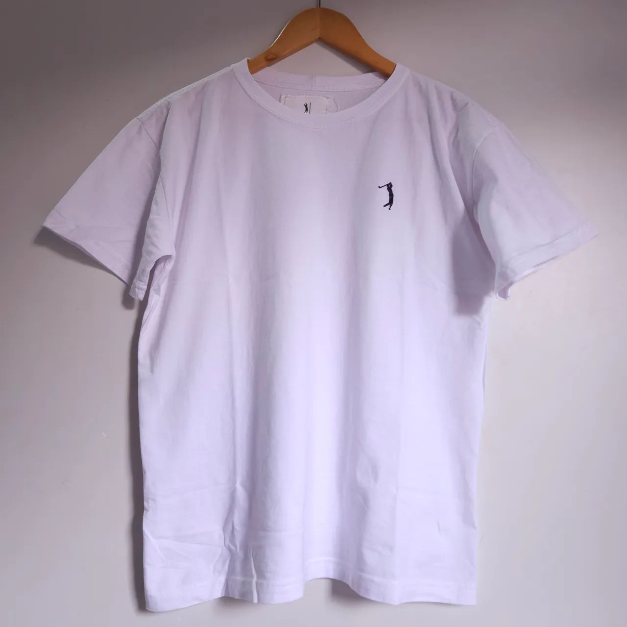 3 Camisetas Básicas - Aramis (M)  - Foto 3