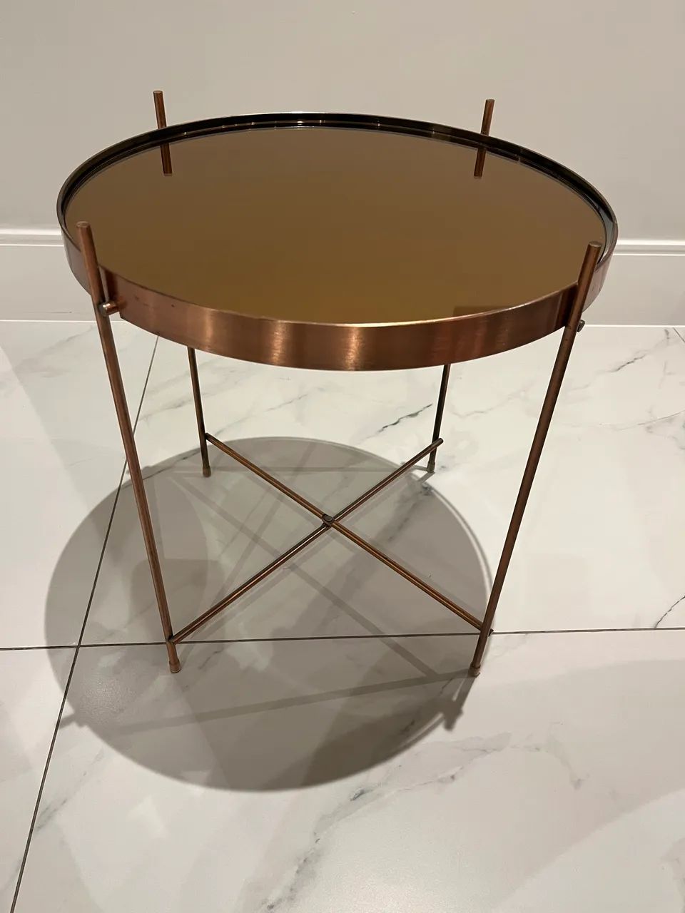 Mesa de apoio rosé gold com espelho bronze - Foto 2