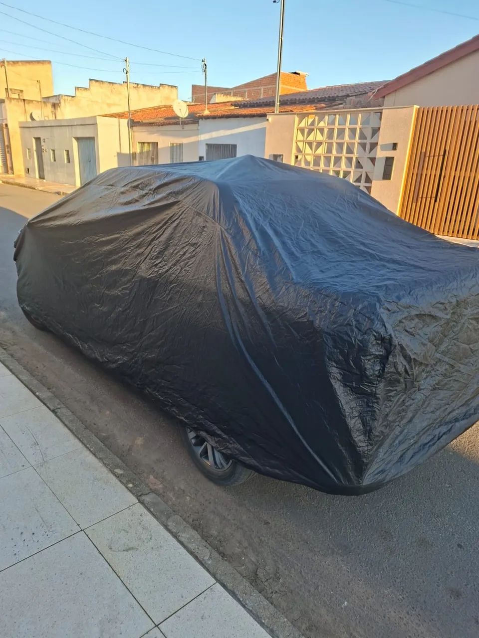 Capa protetora UV para nova Fiat Strada - Foto 4