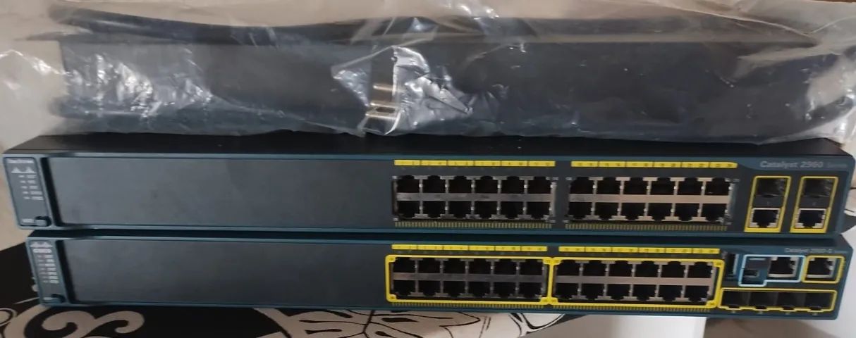Switch Cisco 2960-S