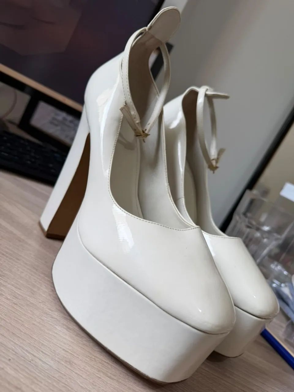 Sapato Arezzo Meia Pata Branco 39 - Foto 2