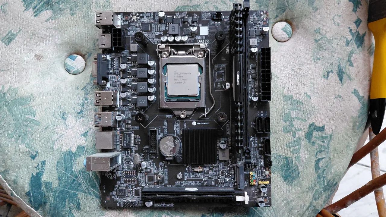 Kit placa mãe, processador e memória DDR4
