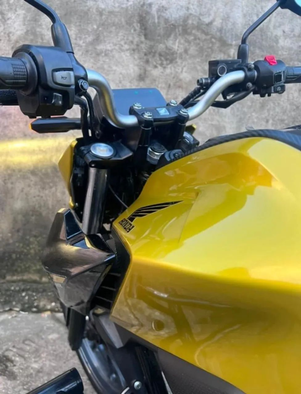HONDA TWISTER 300 - Foto 2