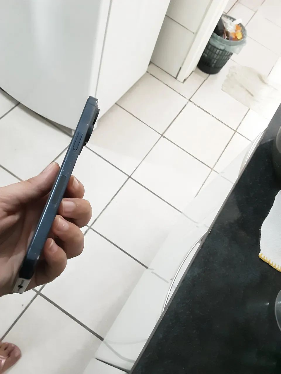 iPhone 15 pro Max - seminovo - Foto 2