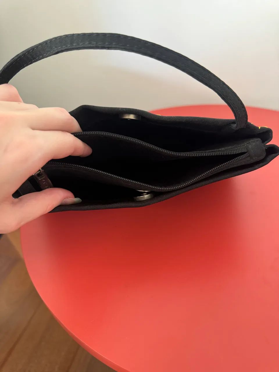Bolsa preta bordada  - Foto 4