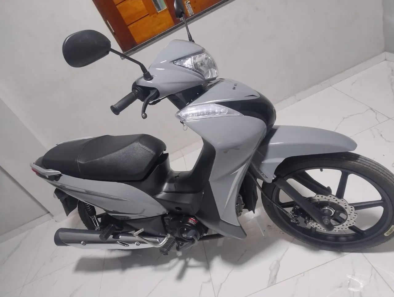 Vendo cinquentinha zerada ZAP *85