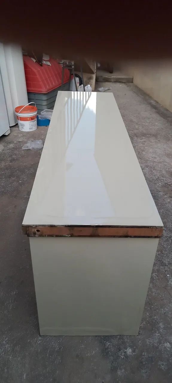 Mesa em MDF usada 2,10 x 0,55.   (Altura 1,79) - Foto 3