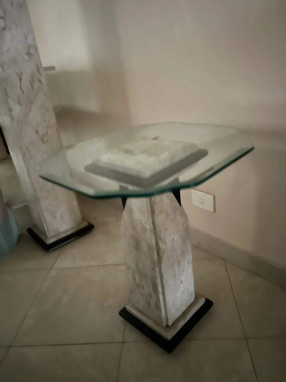 Mesa de canto em mármore Carrara - Foto 2