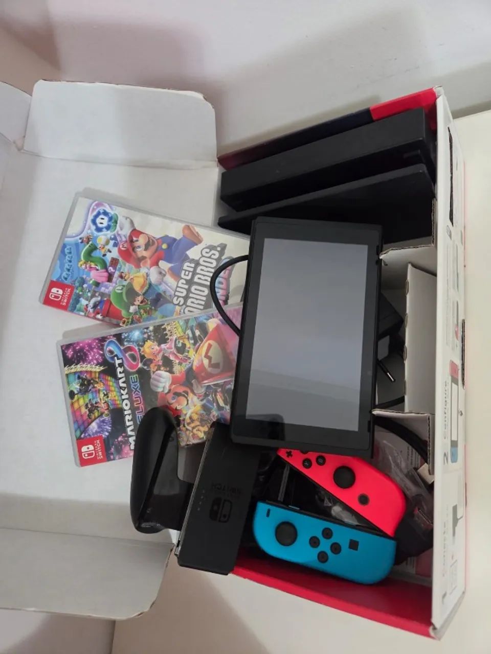 Nintendo switch 32GB com 2 jogos - Consoles de Vídeo Game - Alto