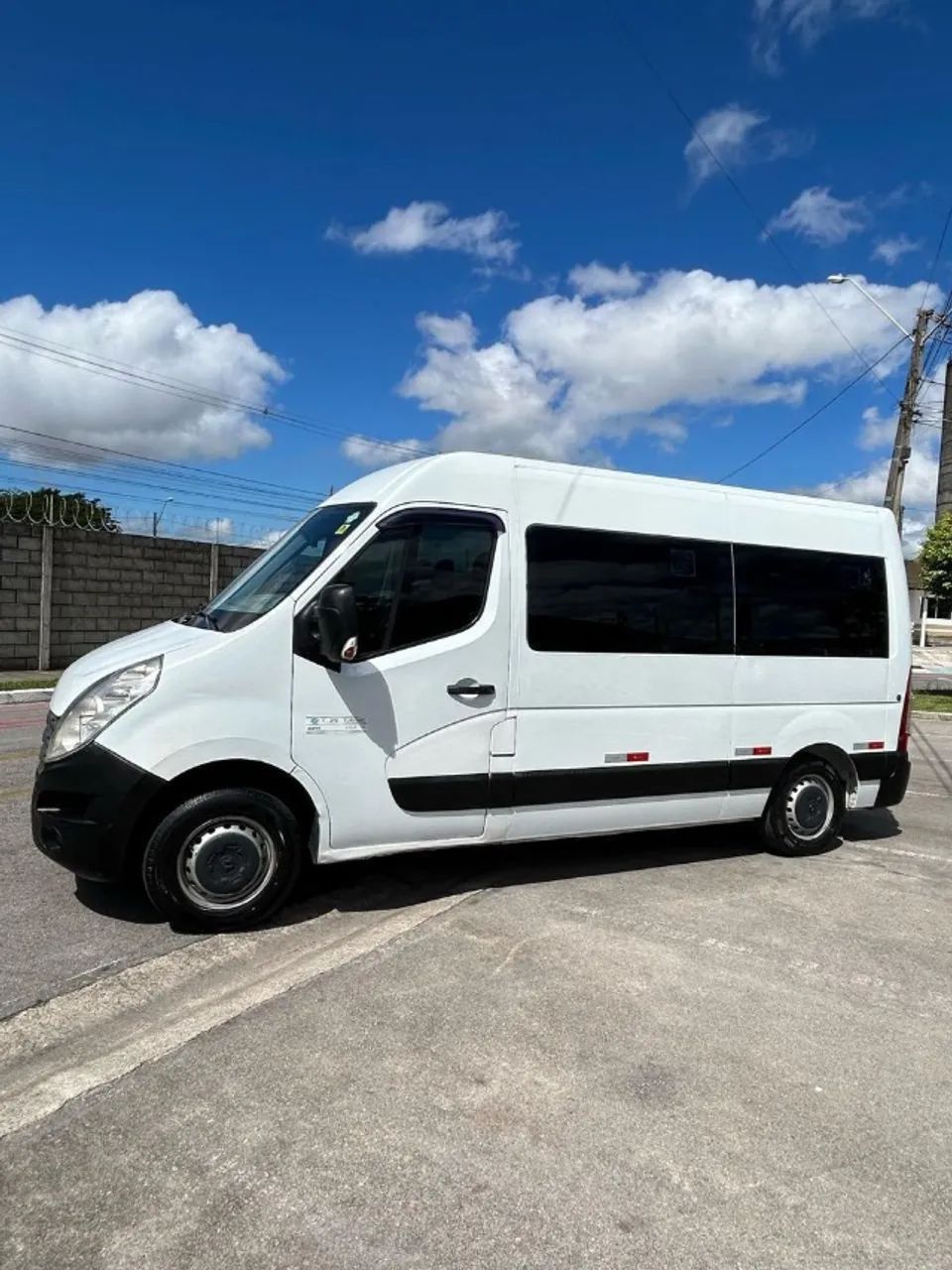 Renault Master 2.3 DCI STD Medio 16L Diesel 2015 - Foto 3