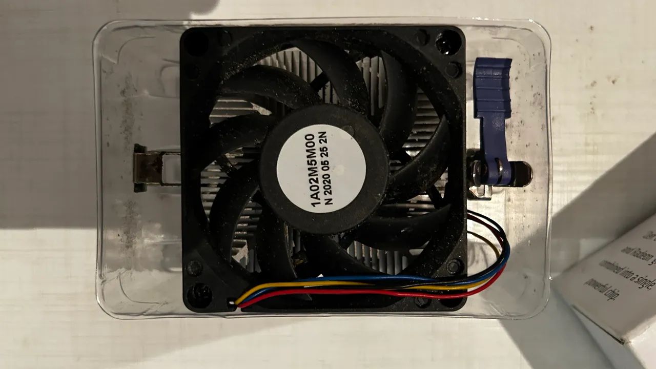 CPU AMD Athlon 3000G - Foto 5