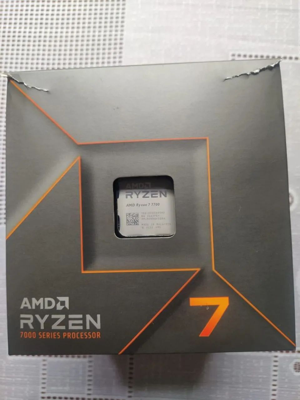RYZEN 7 7700 