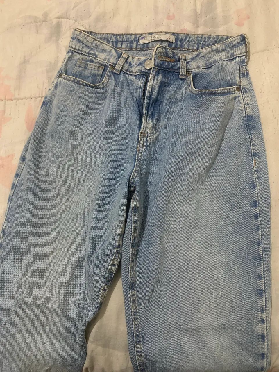 Calça Jeans, semi nova 