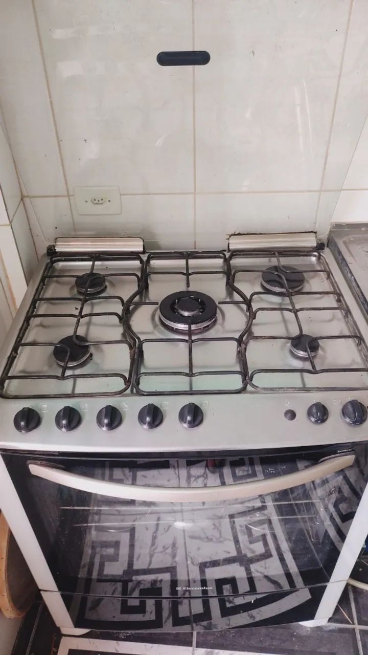 Fogão electrolux 5 bocas - Foto 2
