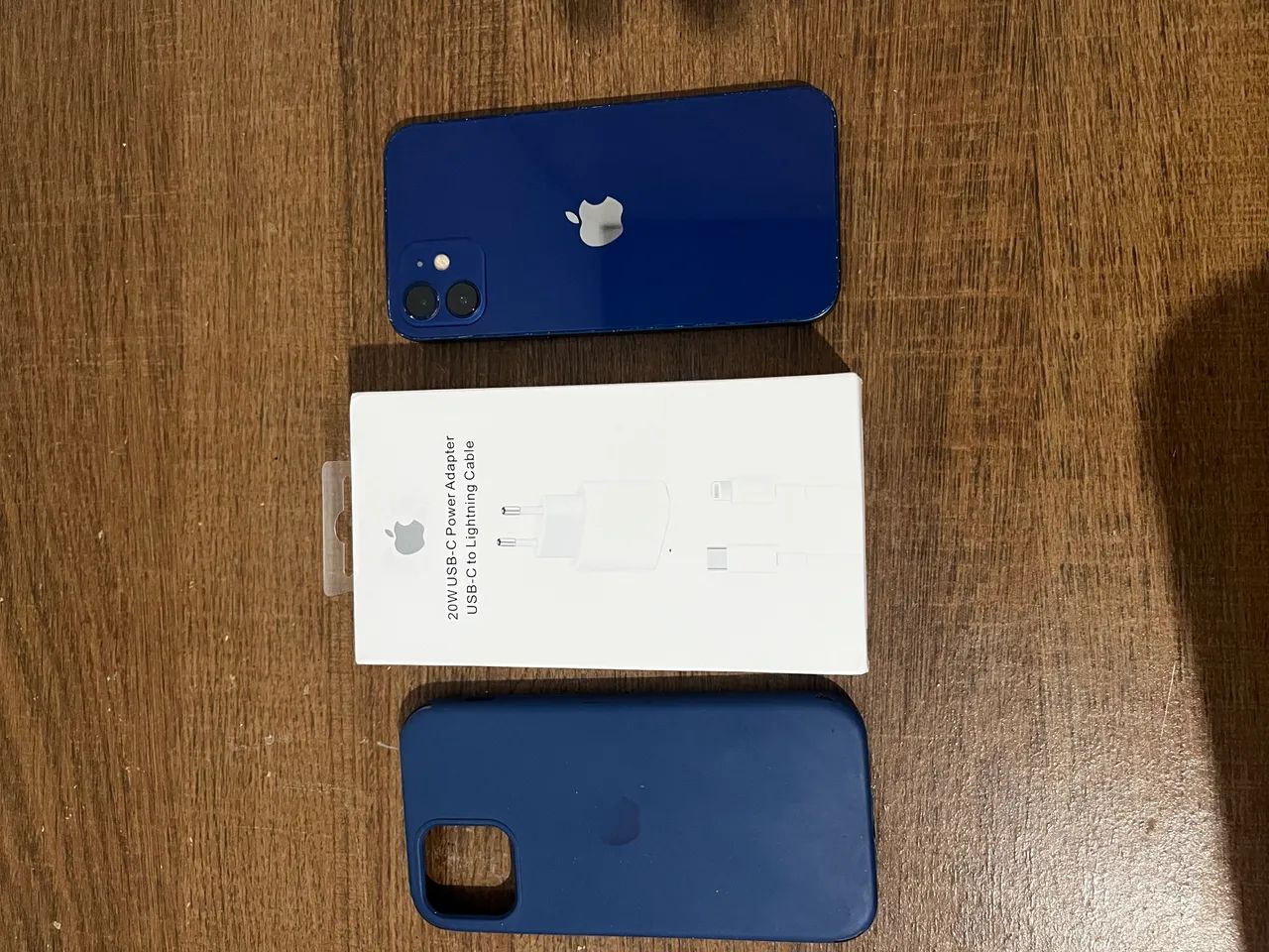 iPhone 12 azul  - Foto 3
