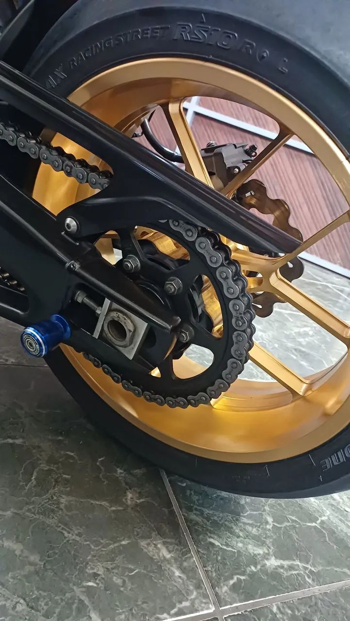Yamaha r1 2008 - Foto 5