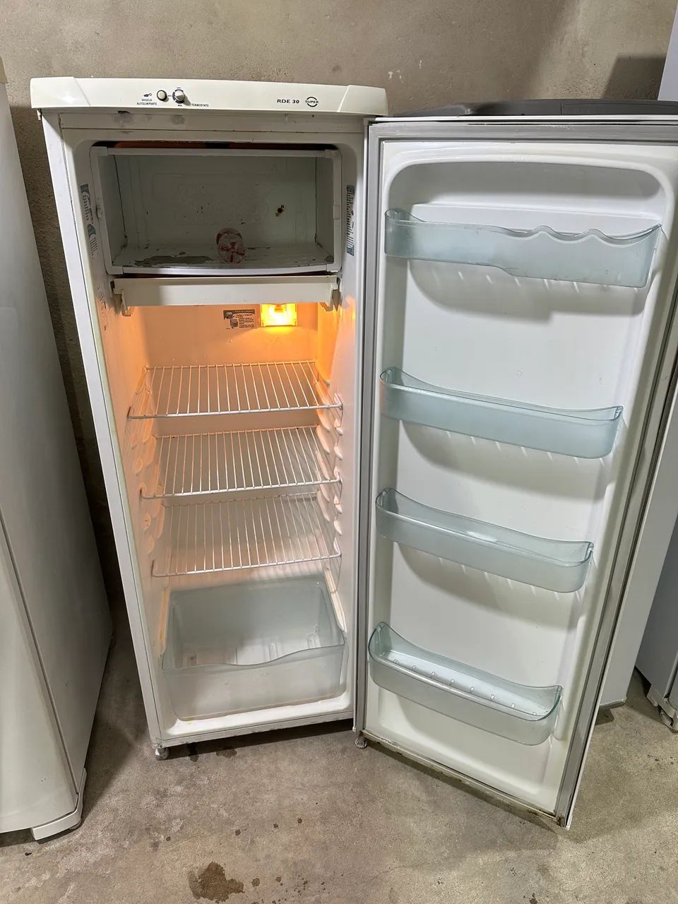 Geladeira Eletrolux 280 litros. - Foto 5
