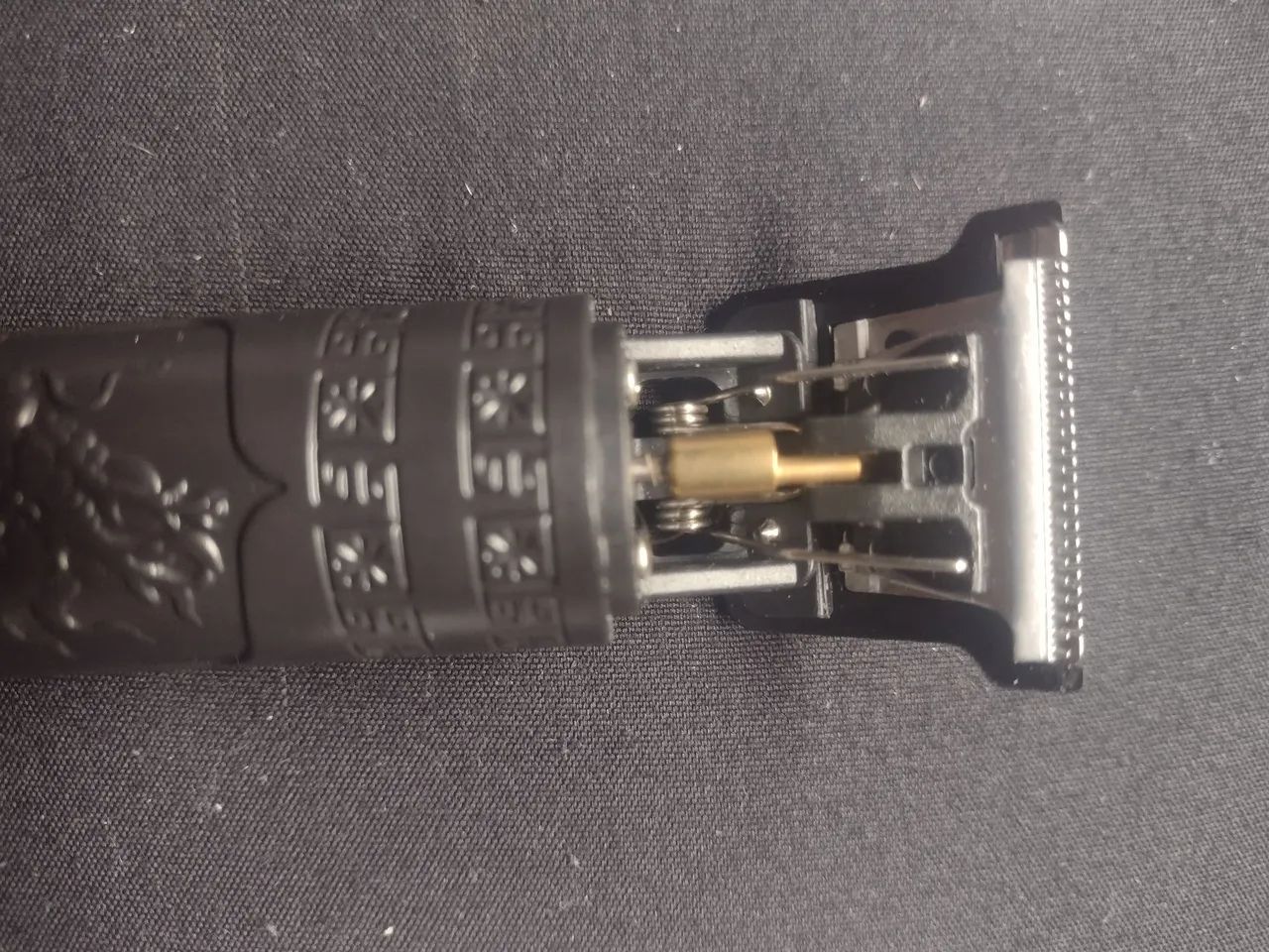 Máquina de cortar cabelo e barba eletrico - Foto 3