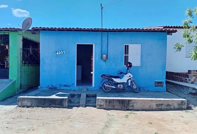 - vendo casa sem garagem so quintal em Interlagos