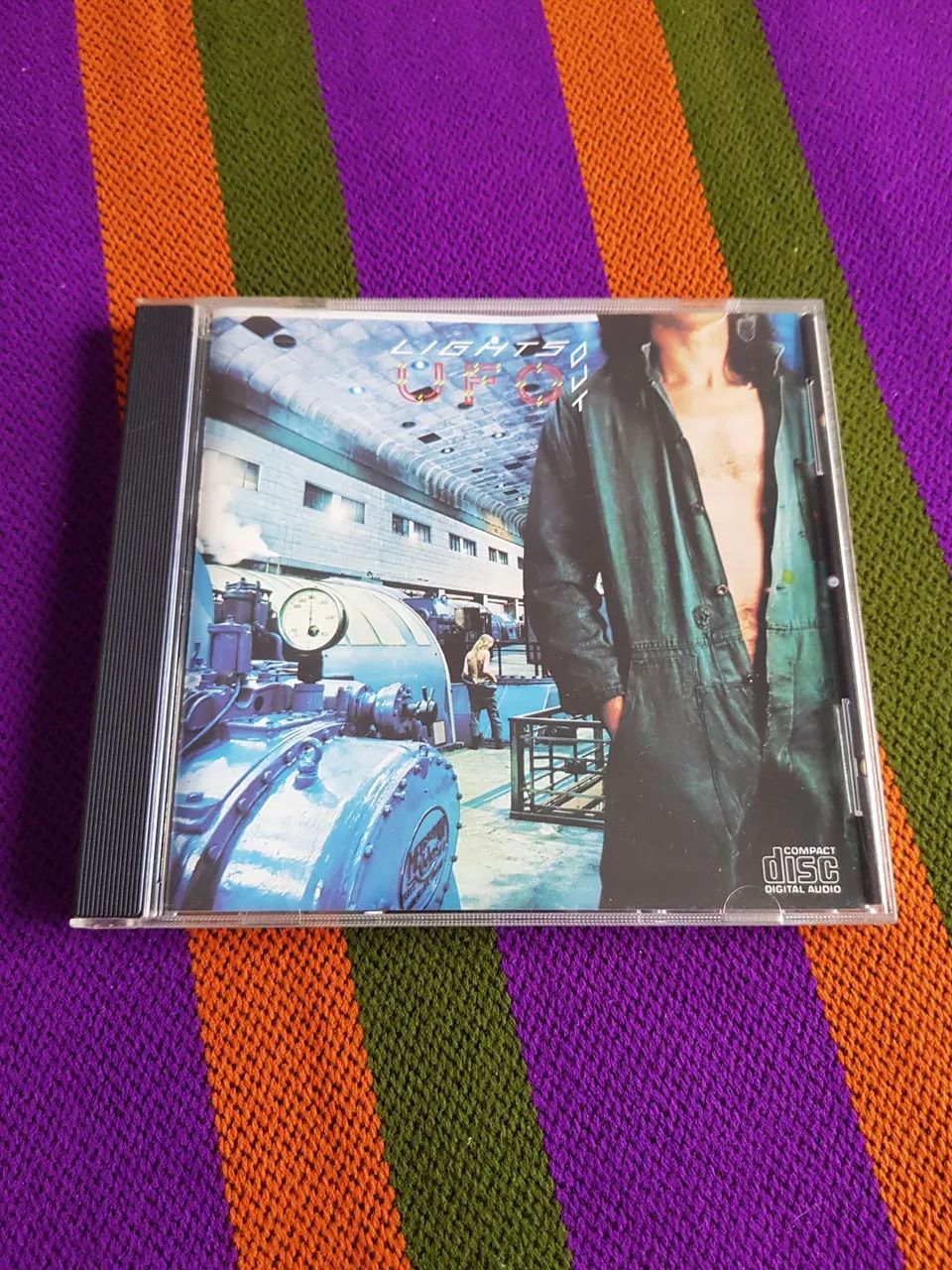 Cd Ufo - Lights out - 1977 importado