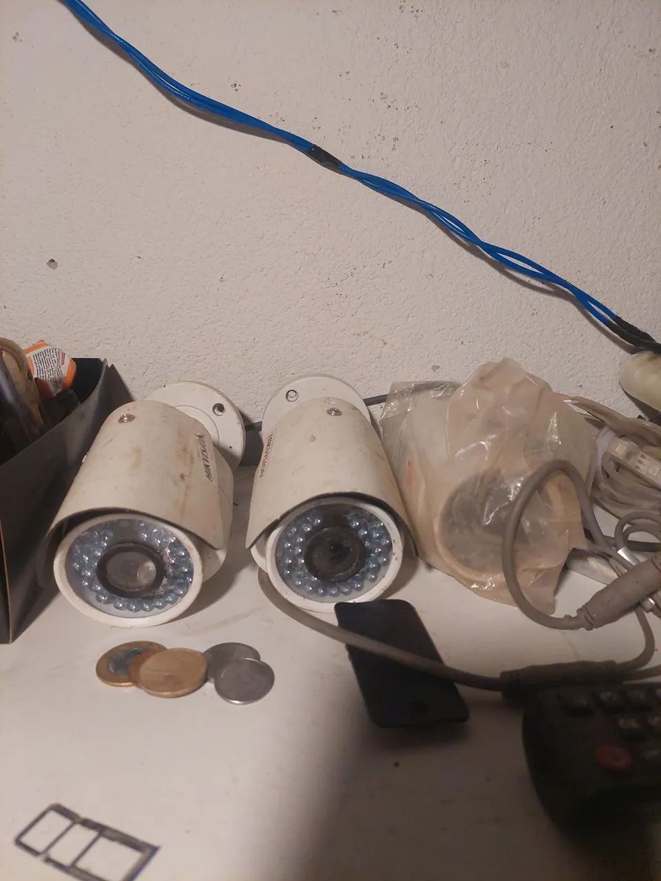 3 Câmeras de segurança 