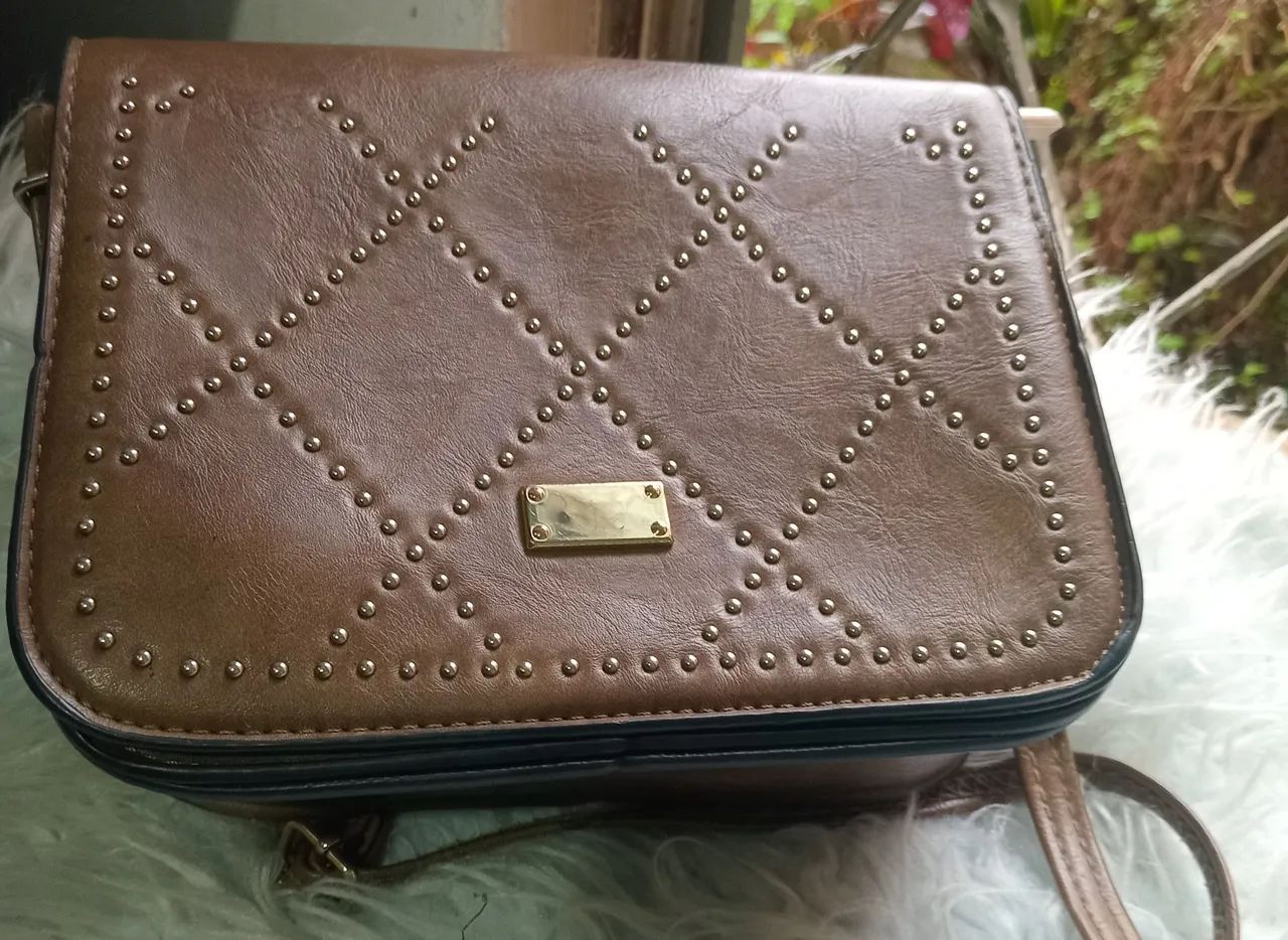 Bolsa transversal marrom  - Foto 3