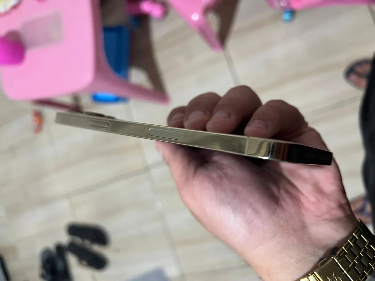 iPhone 12 Pro Max 256GB Gold Impecável  - Foto 3