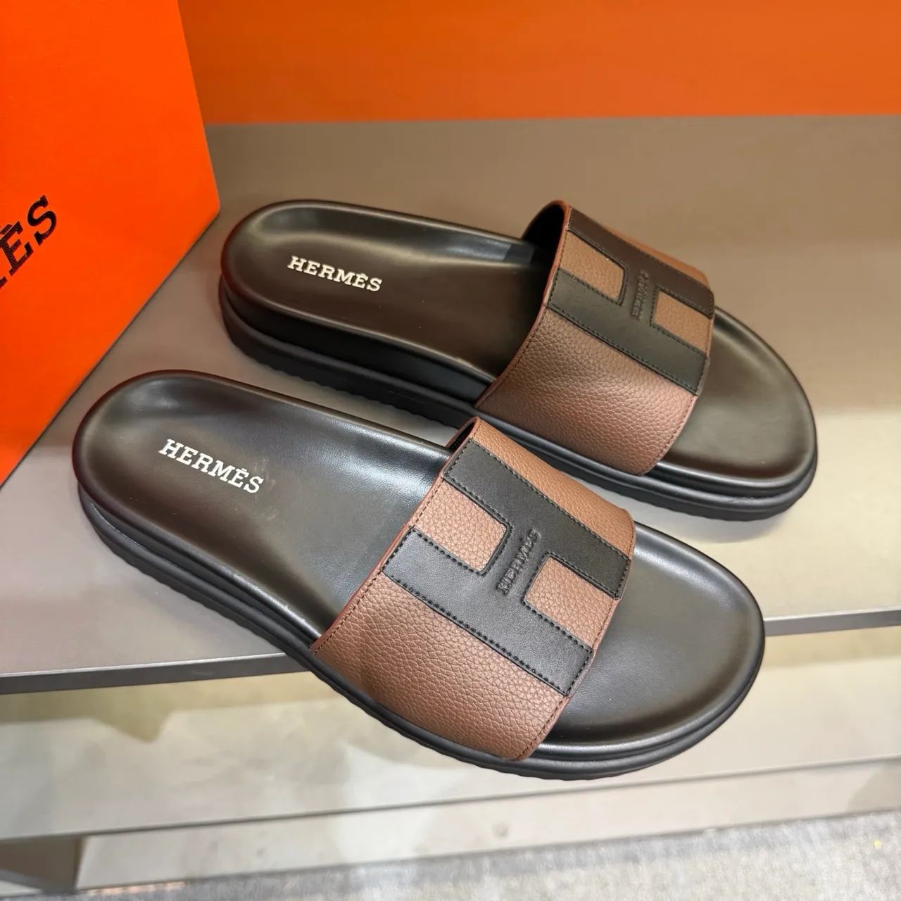 Slide Hermès masculino  - Foto 4