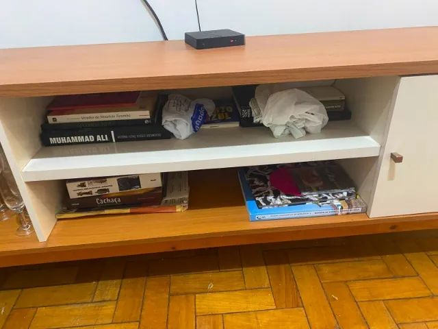 Vendo Buffet/ Rack de MDF de ótima qualidade. Estilo retrô. - Foto 5