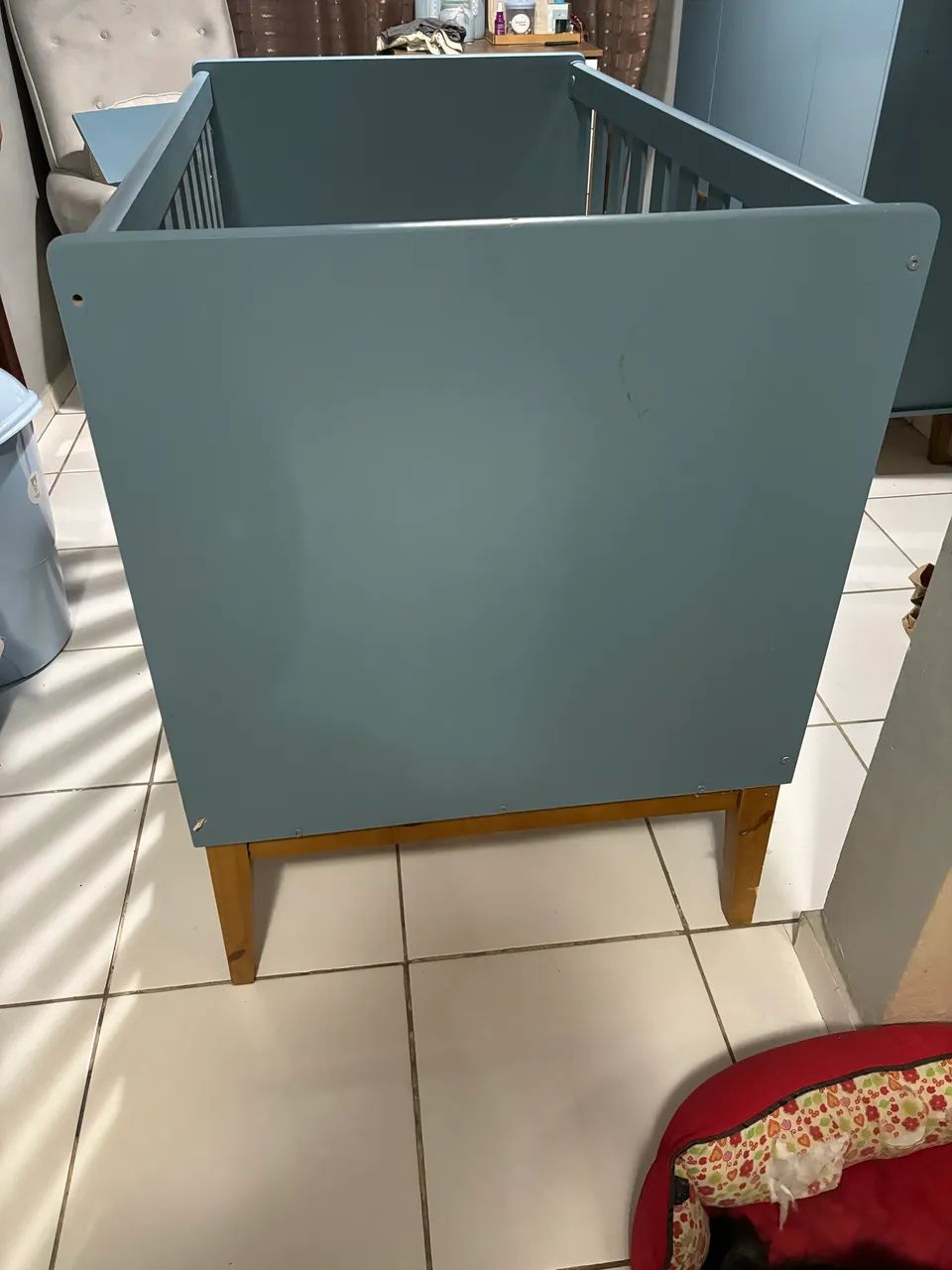 Vendo lindo berço americano azul - Foto 5