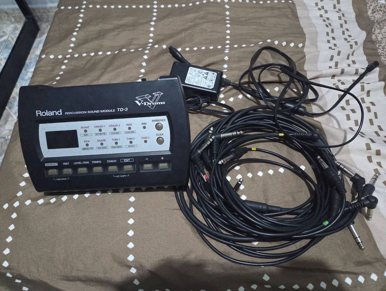 Módulo Roland TD3 com fonte e cabos - Foto 2