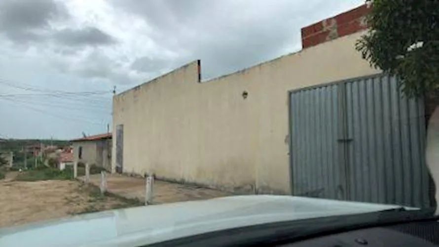 Casa - Canindezinho - Canindé/CE