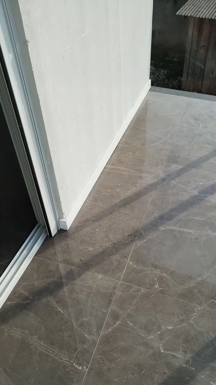 Instalação de rodapés  - Foto 4