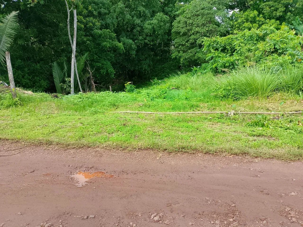 Troco terreno em turiaçu bem localizado