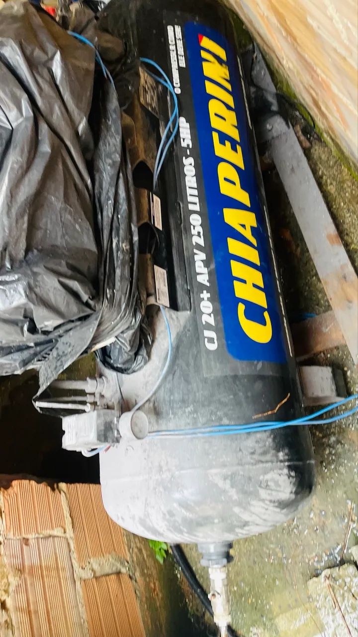 Vendo Compressor de Ar Chiaperini 250L - Foto 3