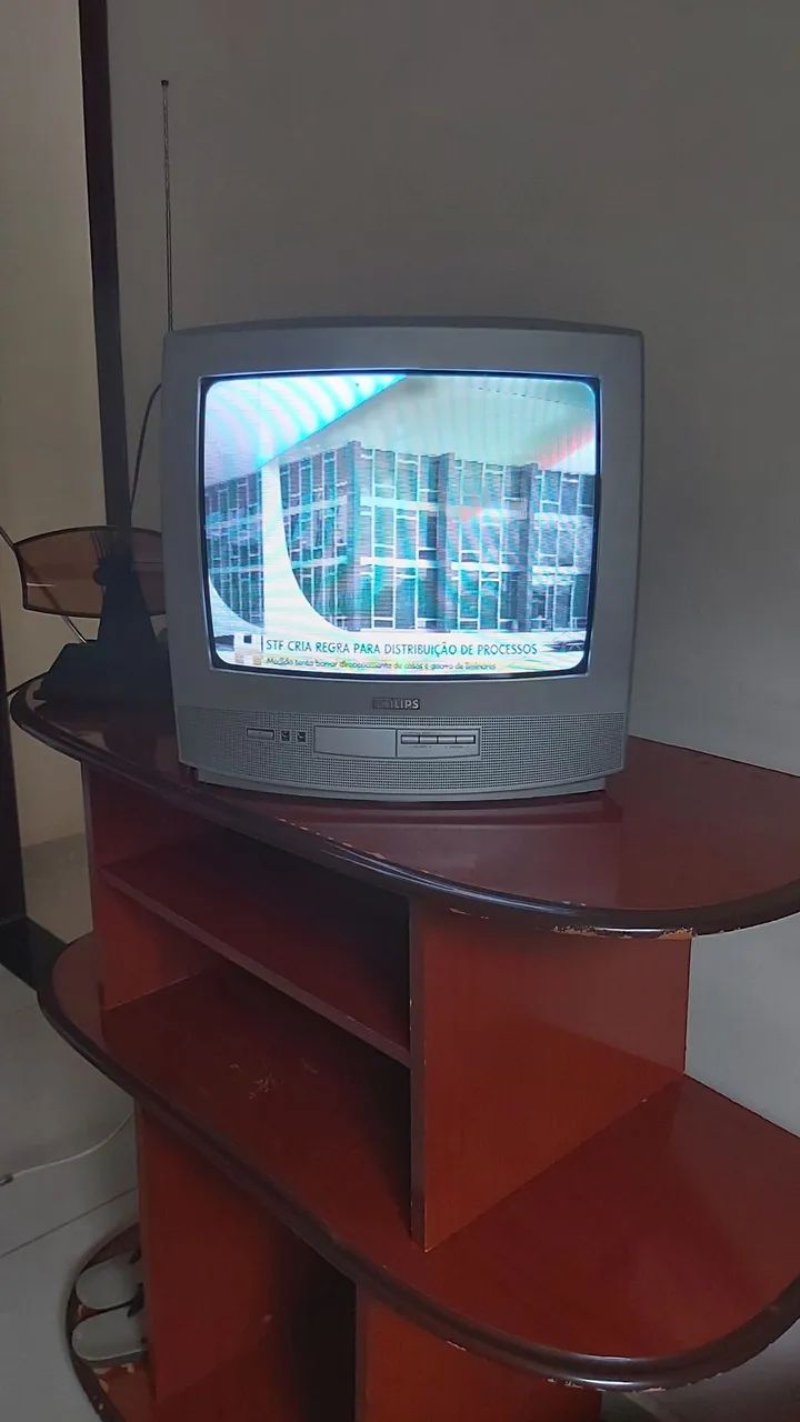 TV Philips 14 polegadas antiga - Foto 2