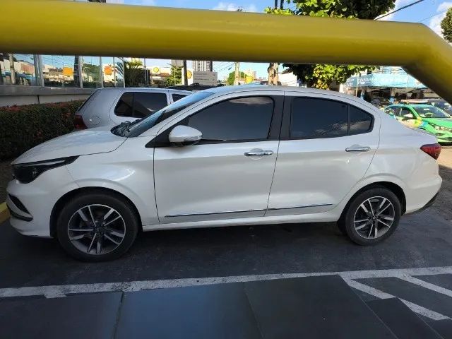 Fiat Cronos Precision 1.3 16V Flex Aut. 2024 - Foto 2