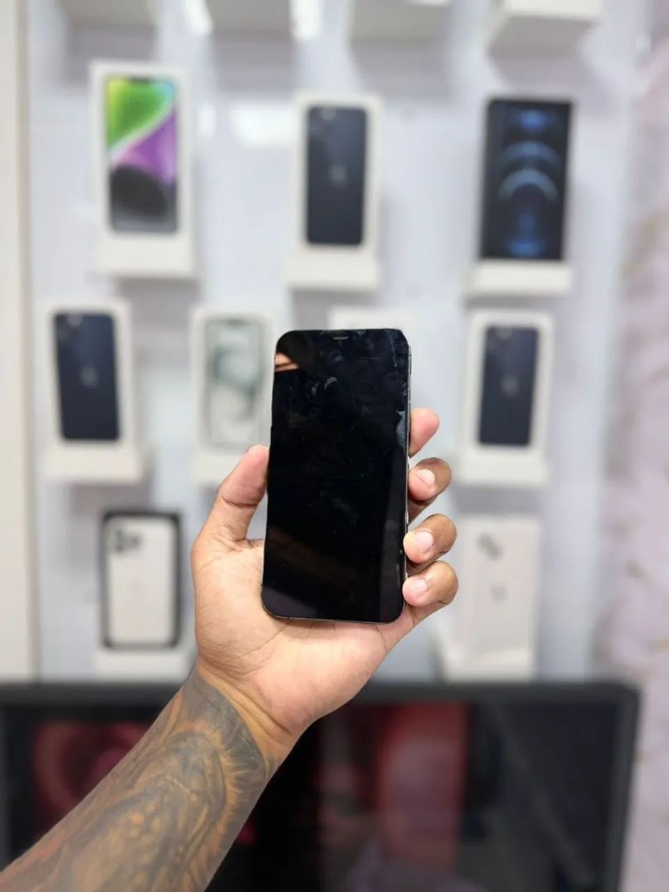 IPHONE 12 PRO 128GB BRANCO<br>R$ 1.999.00 TOP - Foto 4