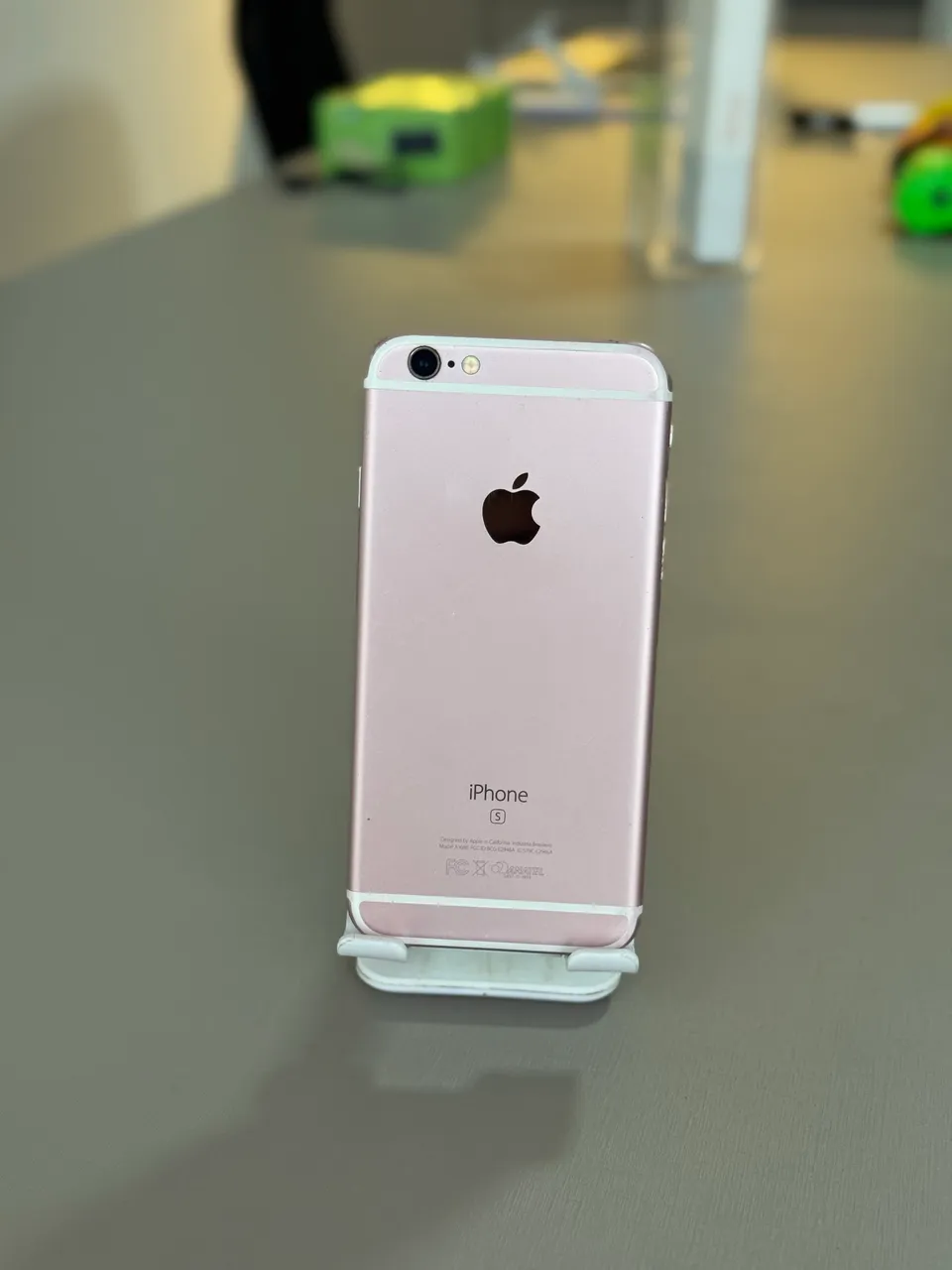 iPhone 8 Plus 64 gigas bem conservado - Celulares e Smartphones