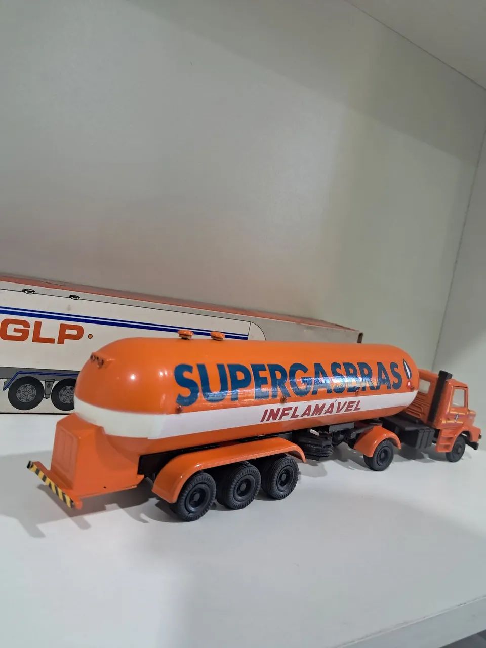 Miniatura Scania T112 Supergasbras 1:50 - Foto 5