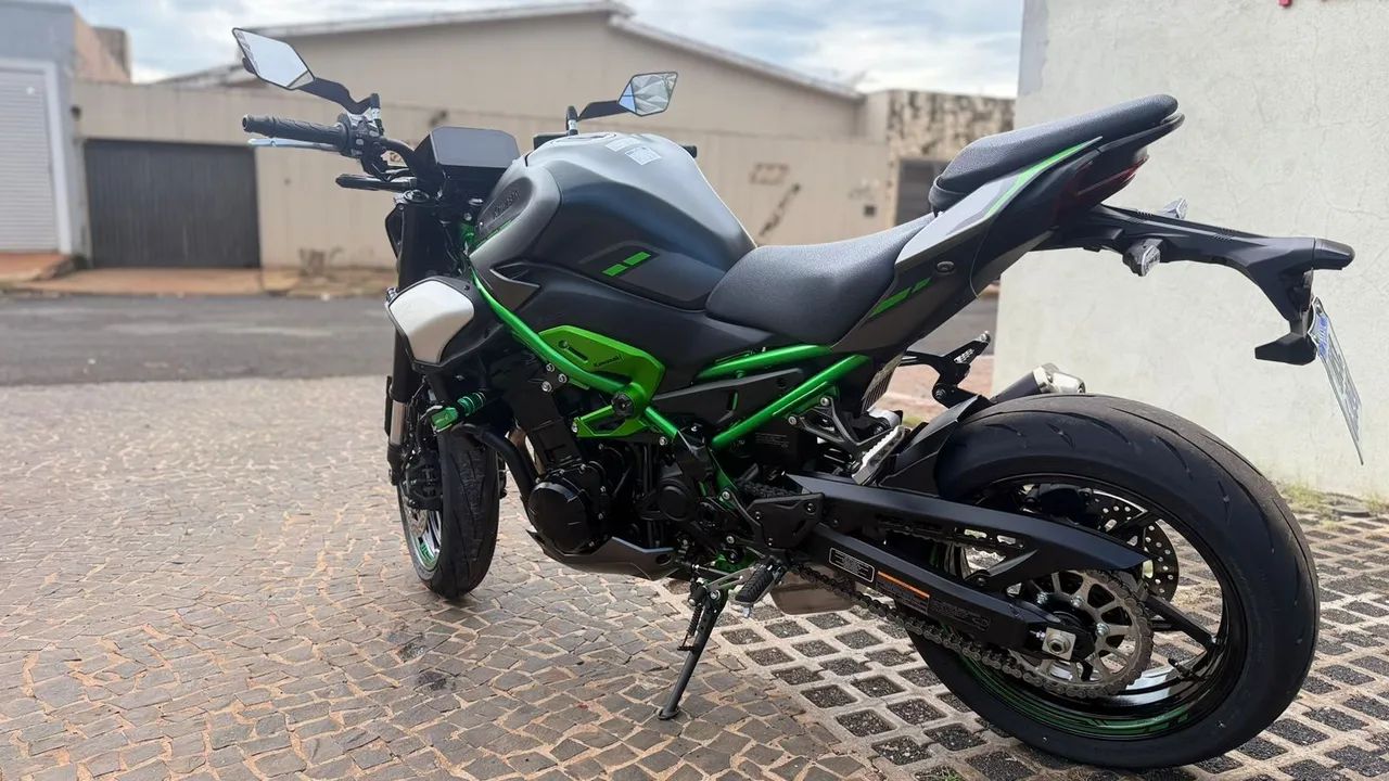 Kawasaki 900 2025 - 1485453650 | OLX