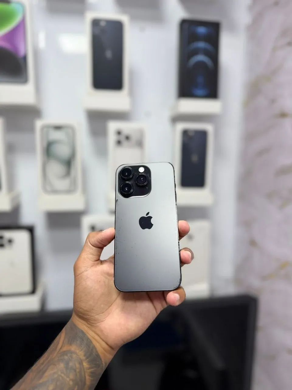 IPHONE 14 PRO 128GB<br>R$ 3.399,00